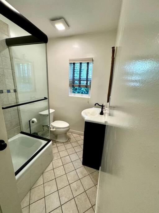 Prime West Angeles 4 Bedroom 2 Bathroom House Holiday home