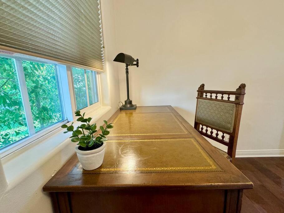 Holiday home Prime West Angeles 4 Bedroom 2 Bathroom House *