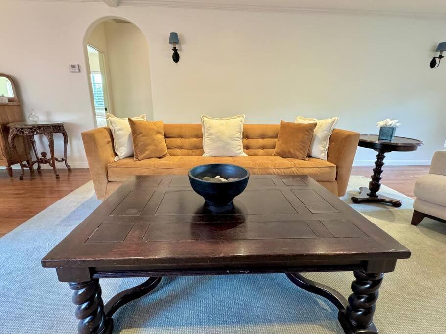 Holiday home Prime West Angeles 4 Bedroom 2 Bathroom House